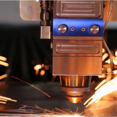 What are the applications of laser cutting machines in the shipbuilding industry?