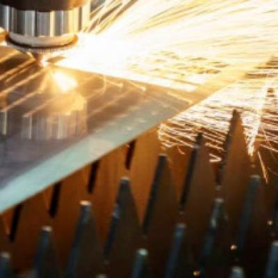The difference between laser cutting machine and plasma cutting machine